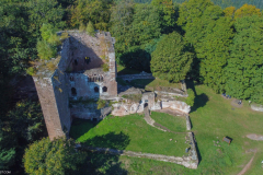 Vue aérienne du château de la Wasenbourg (Niederbronn / Bas-Rhin)